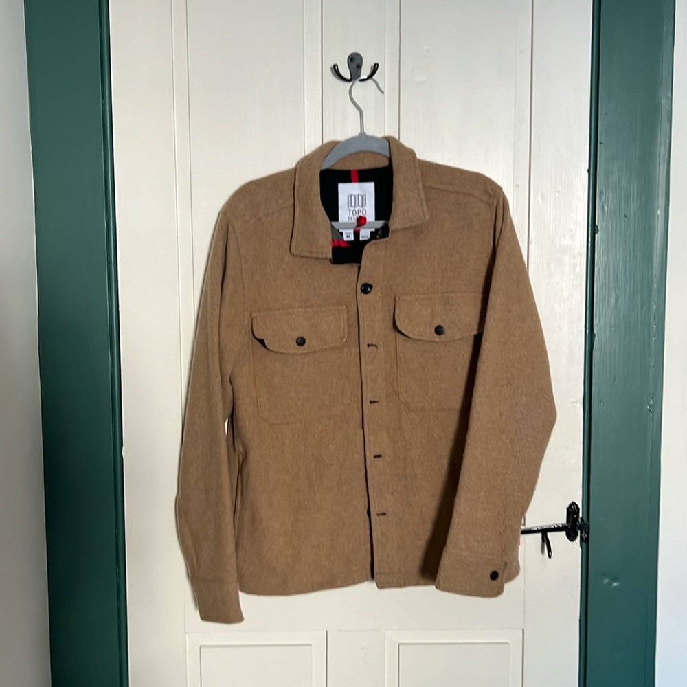 Topo Designs Men’s Insulated Wool shirt jacket, medium